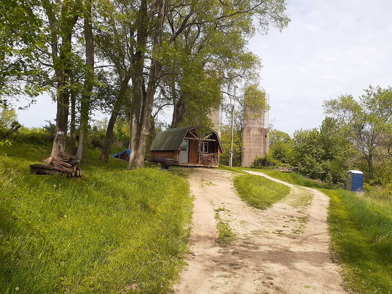 The Rustic Windy Ridge Retreat