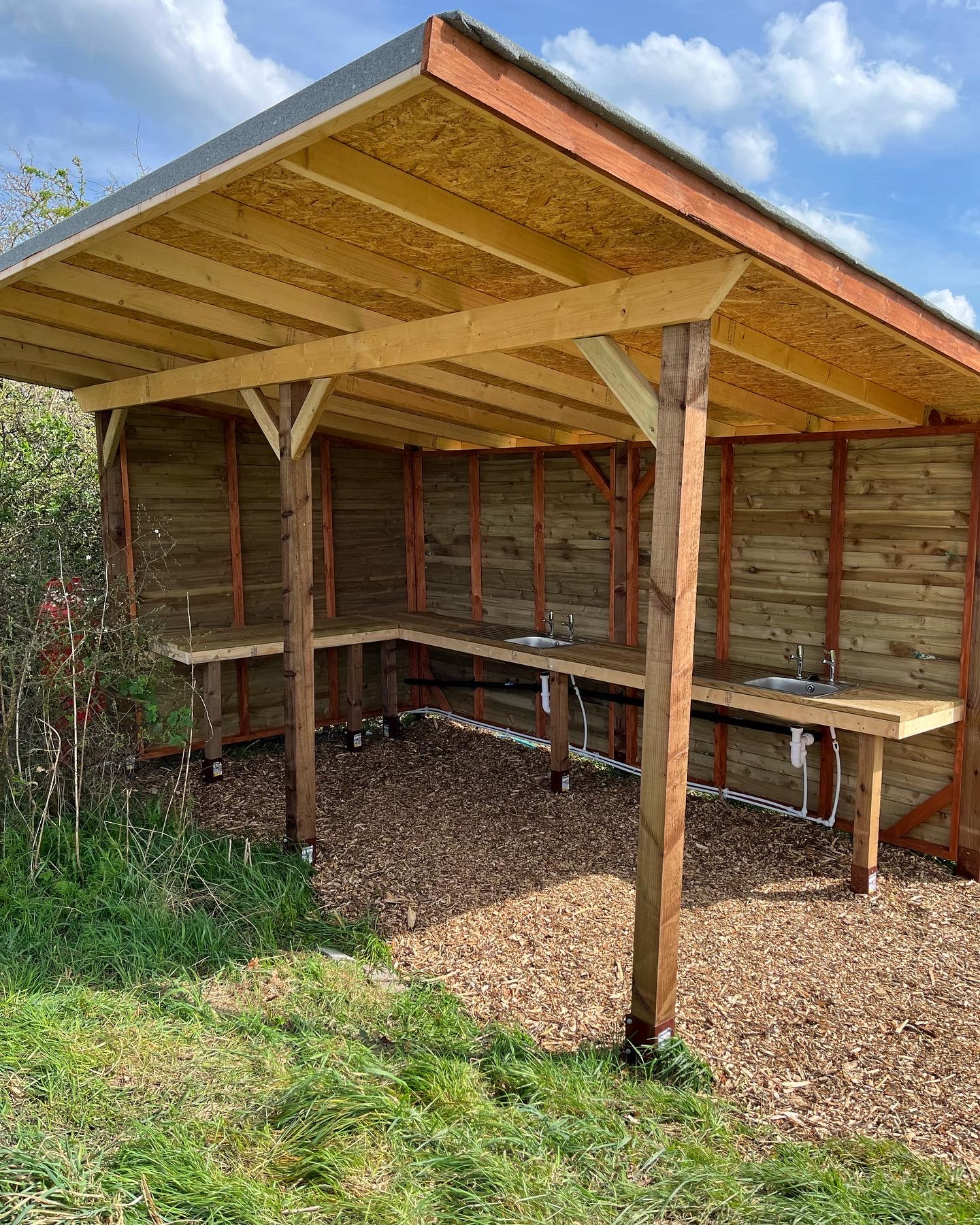 Outdoor washing up station located in the camping field