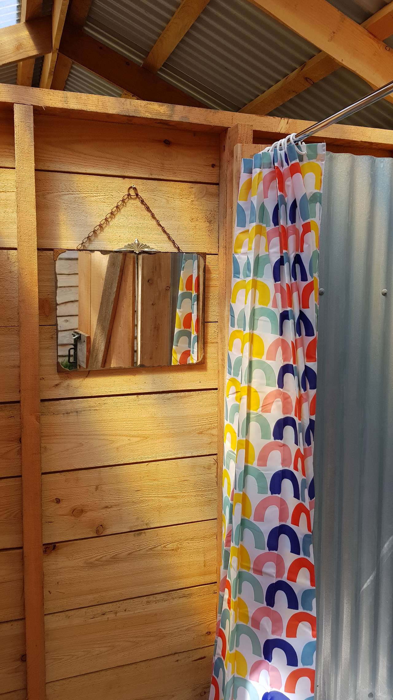Private Shower for each pitch