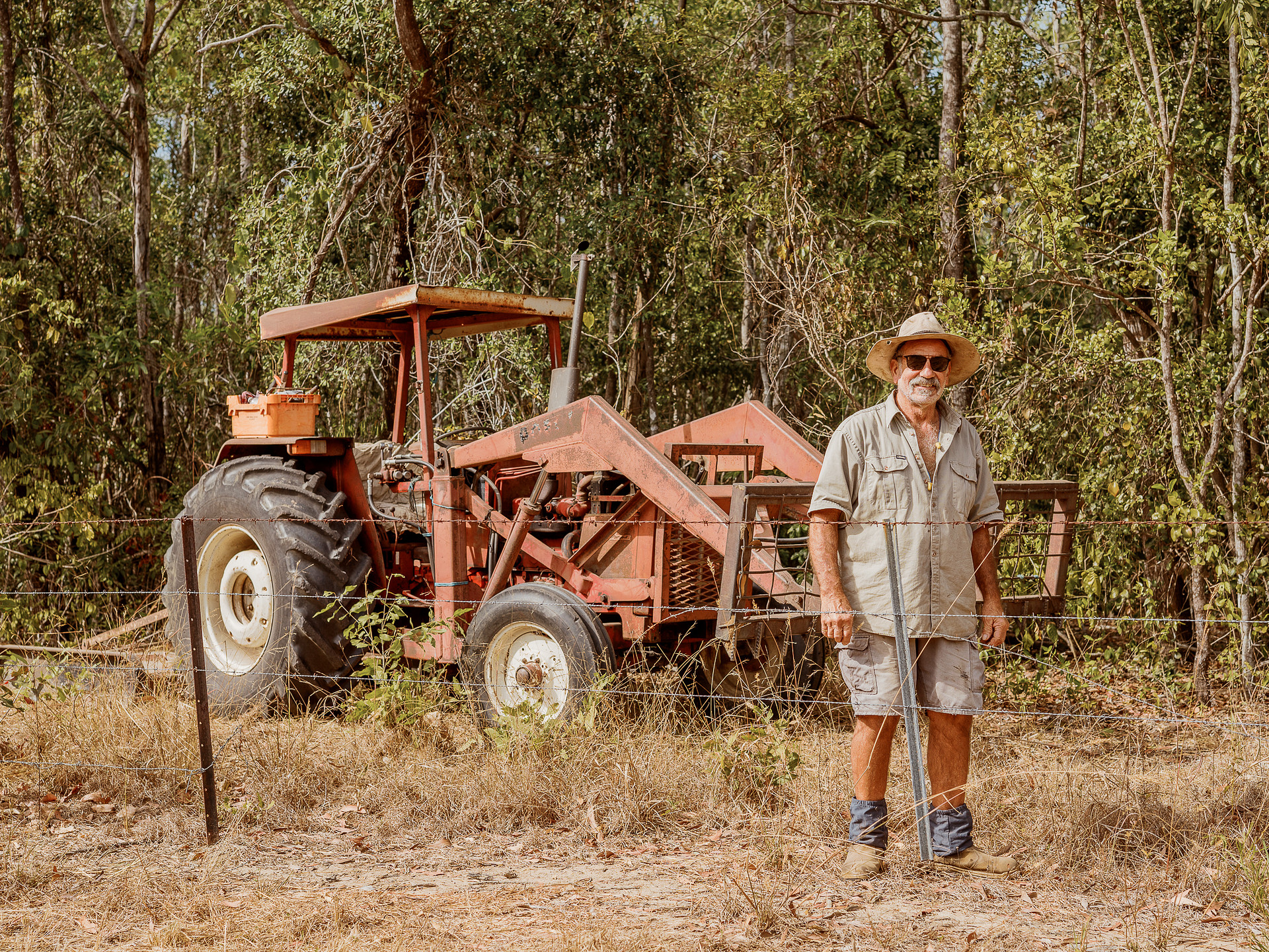 Tynan's dad stopped by to tell me about Berry Springs markets that take place every Sunday.