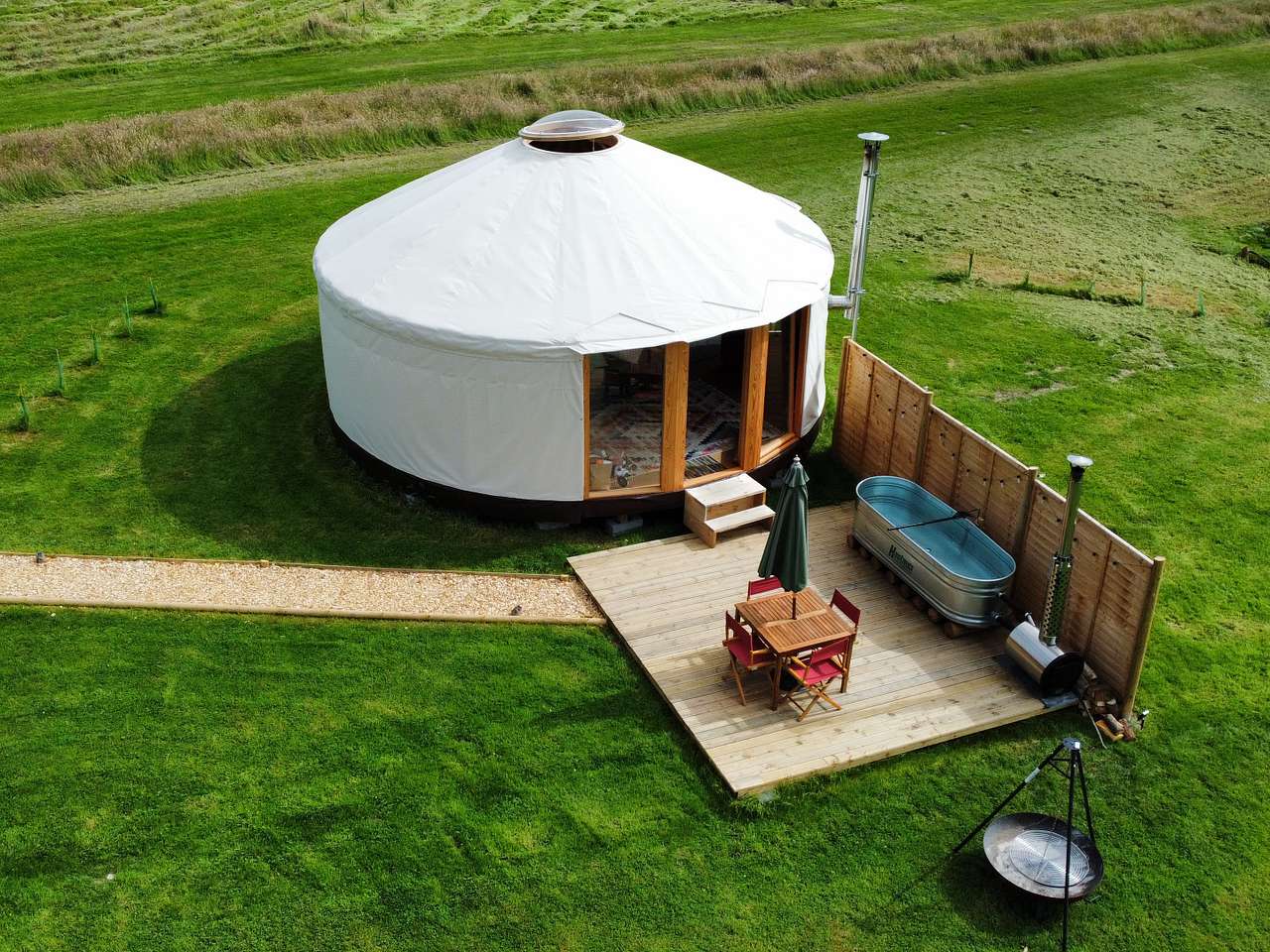 Luxury 7M yurt with the unique Hippie Hot Tub and Firepit
