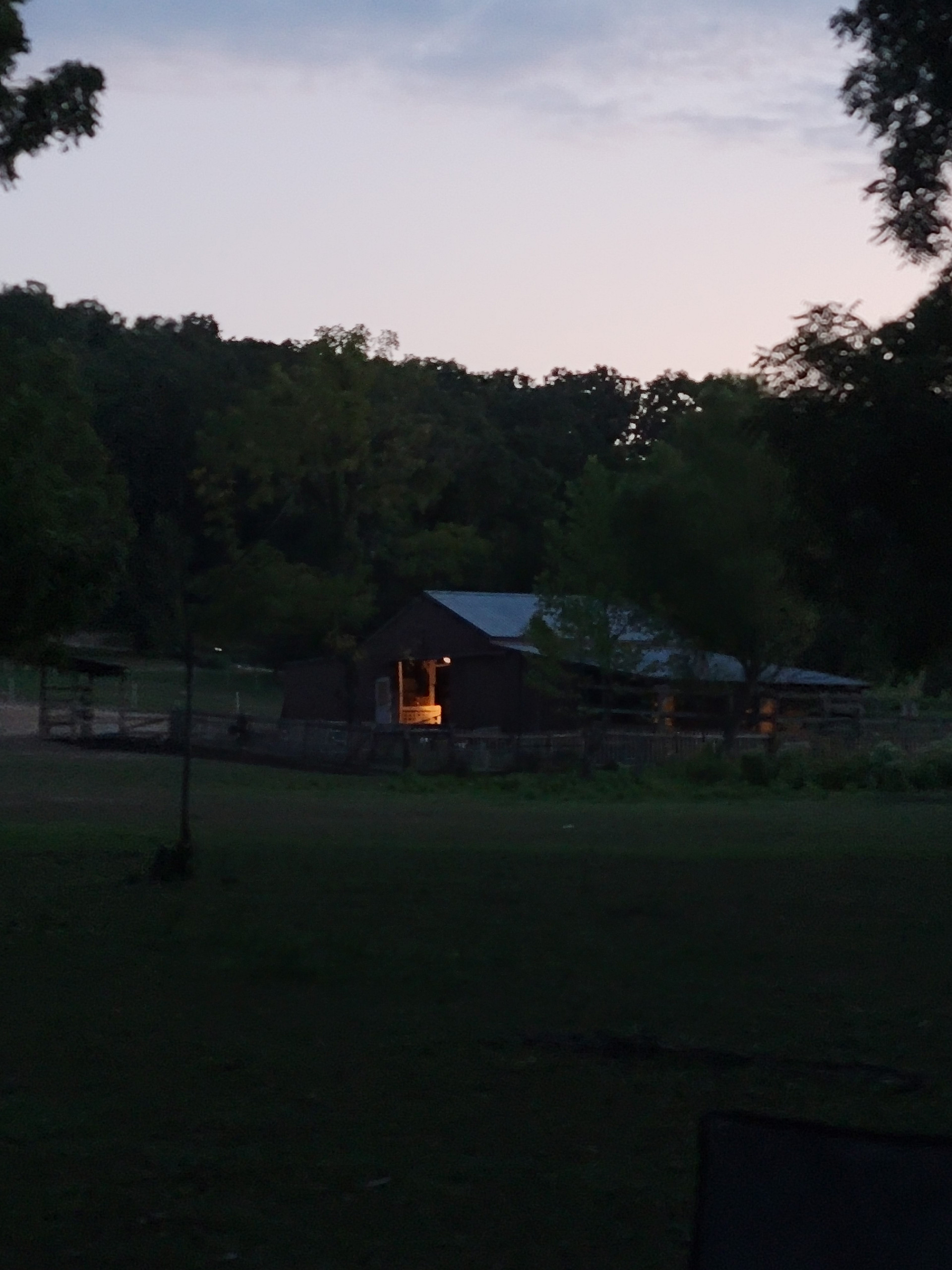 Hummingbird Hollow Outdoors