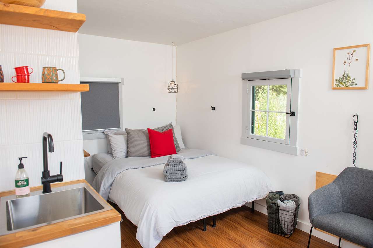 Scarlet Paintbrush Cabin