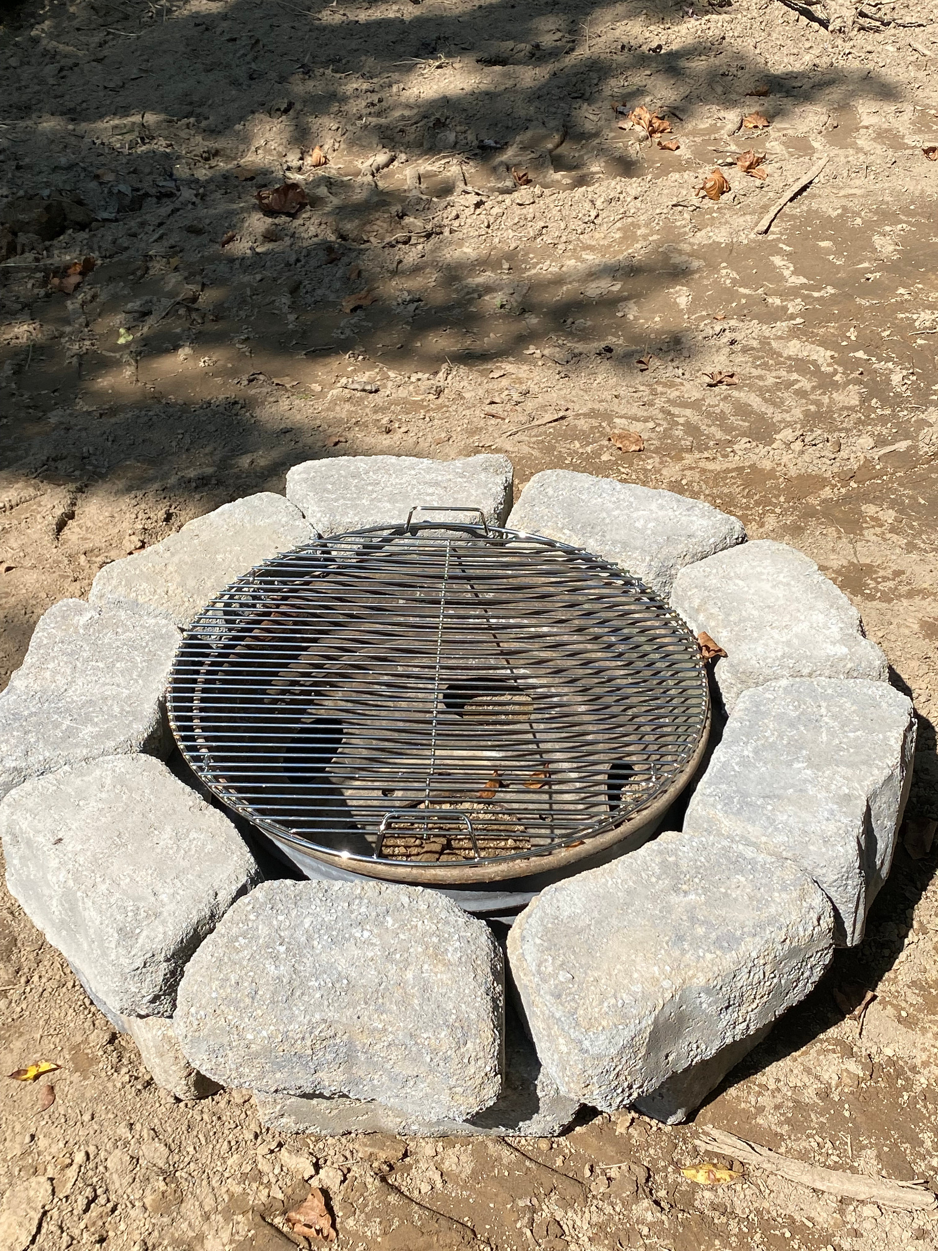 Fire pit with grill 