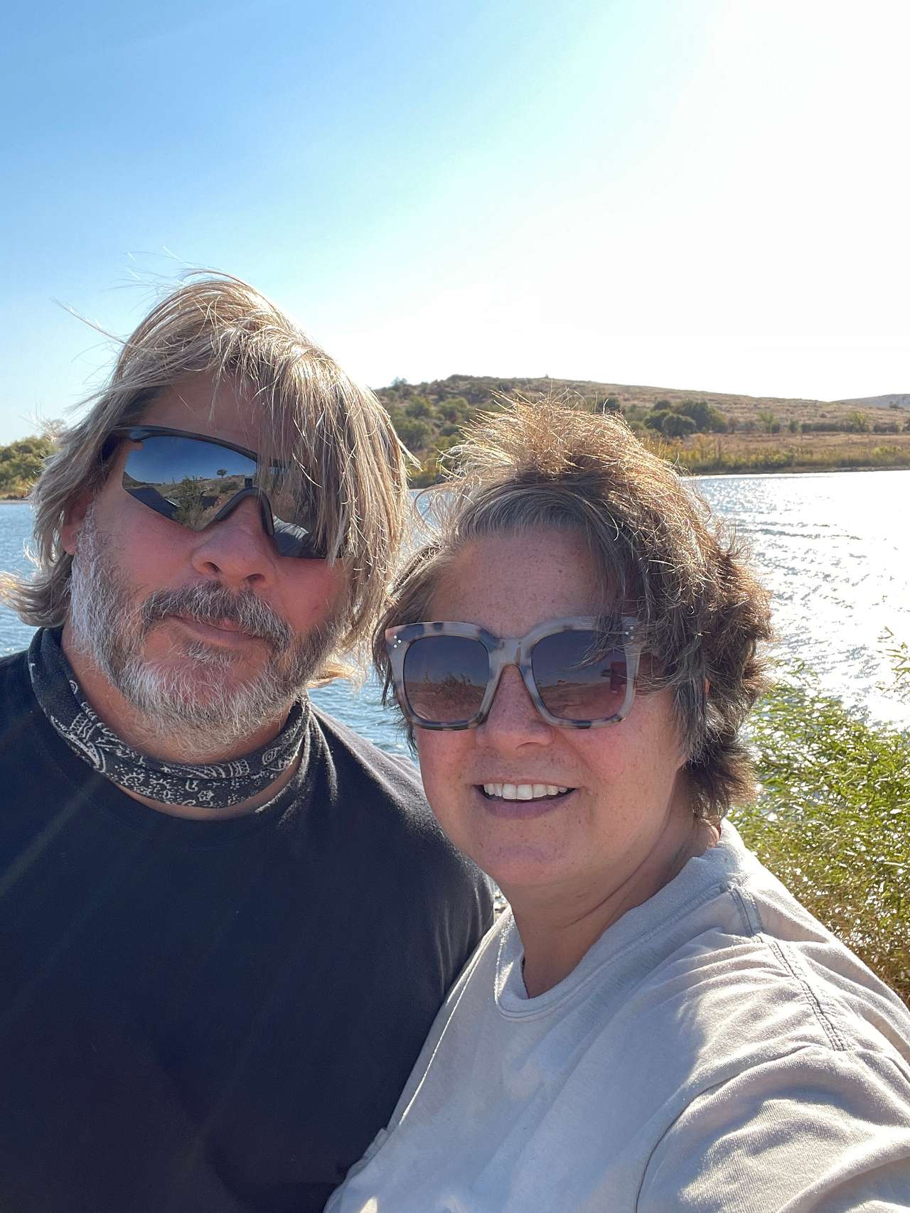 Paradise Valley Outlanders Plot