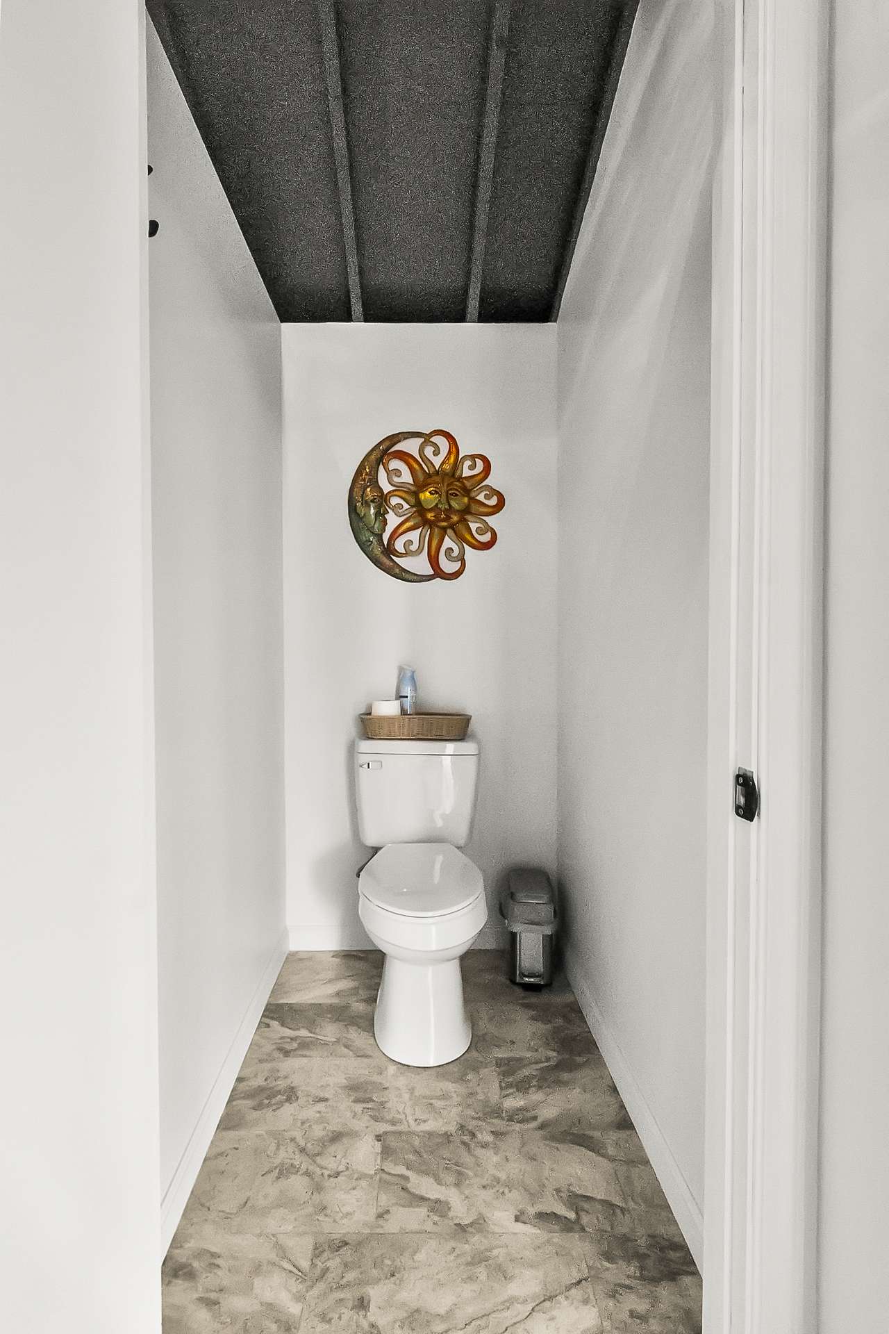 Outdoor restrooms with 3 flushing toilets