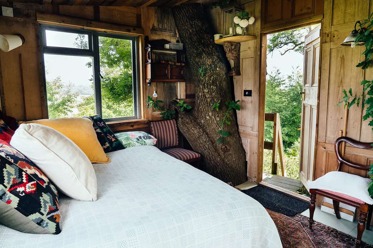 Elham Treehouse