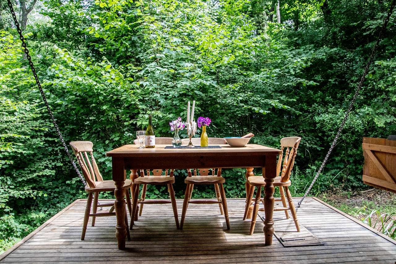 Dernwood Farm Camping & Glamping