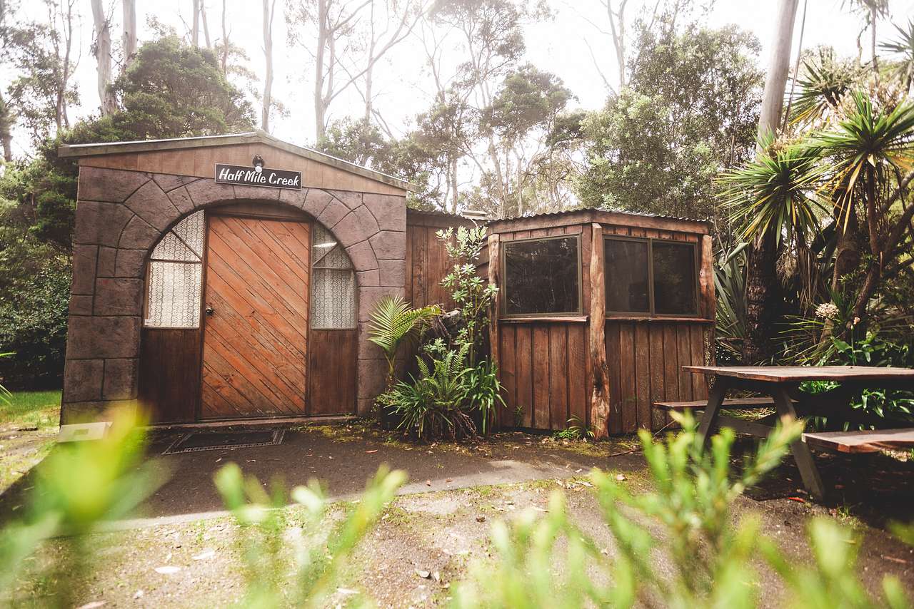 Crayfish Creek Van and Cabin Park