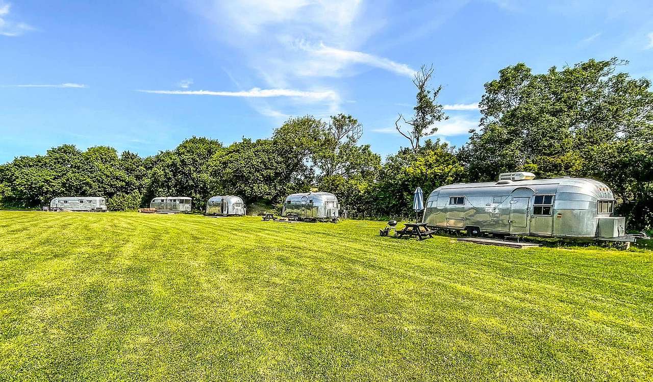 Glamping Retreat & Campsite