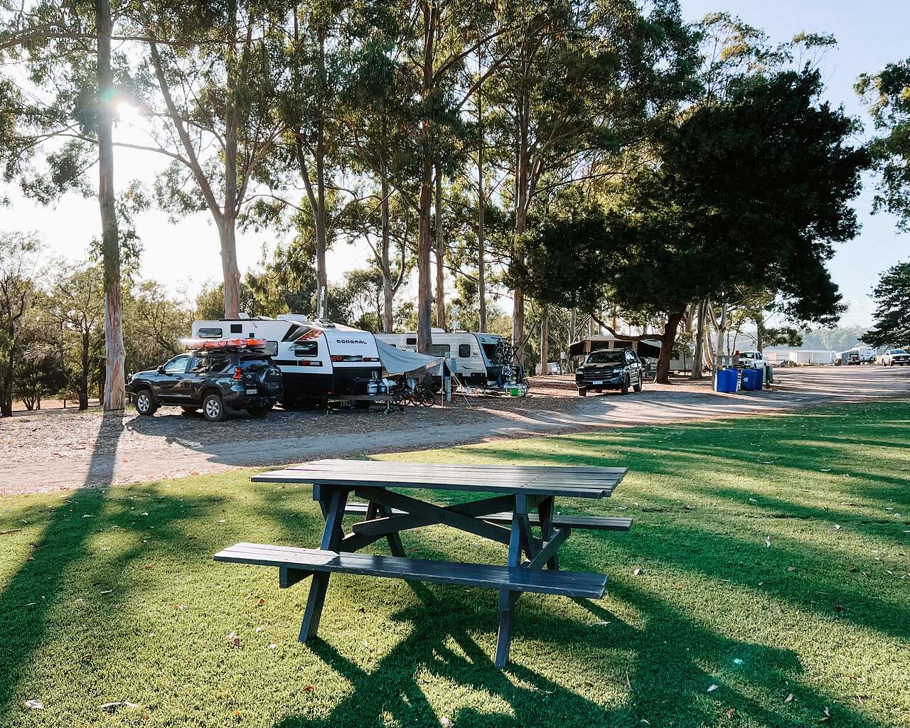 Picnic table
