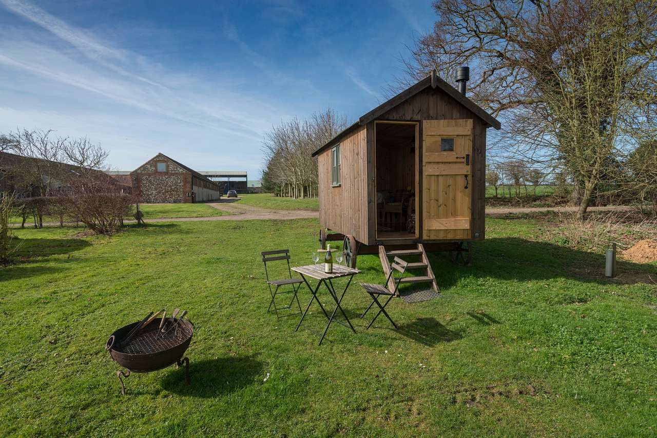 Secluded Shepherd's Hut in Norfolk