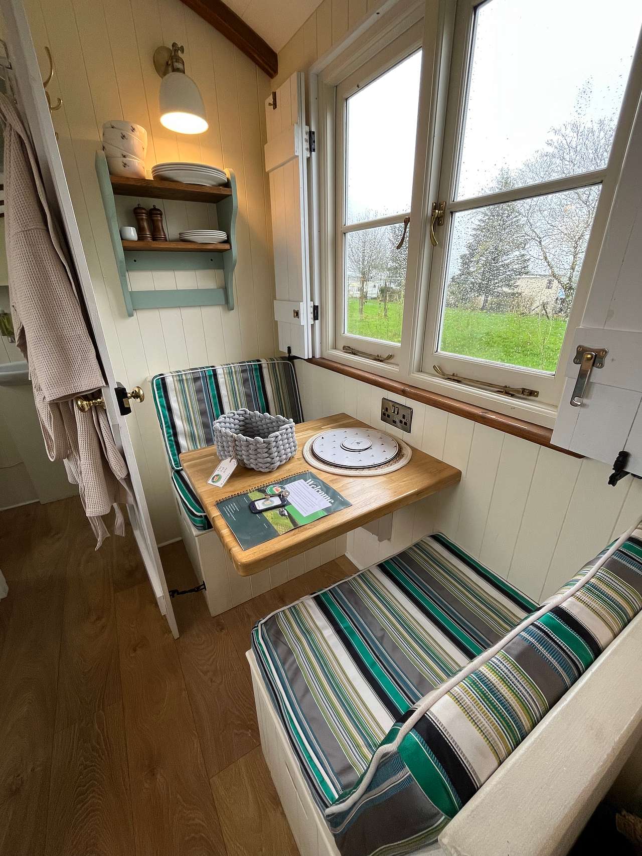 Shepherds Hut Hideaway in Devon!