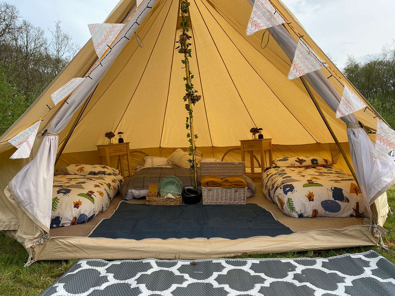 Fleets Paddock Glamping & Camping