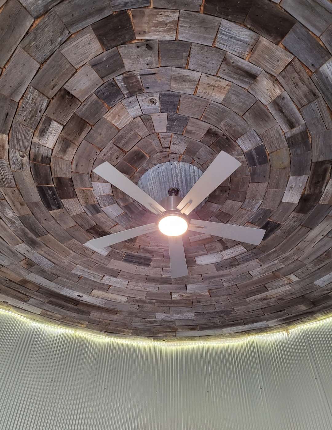 Amazing bathroom ceiling!