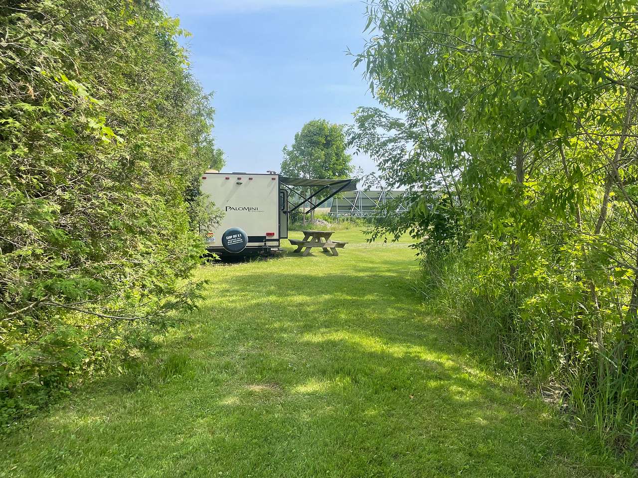 Pond Side Port Rowan