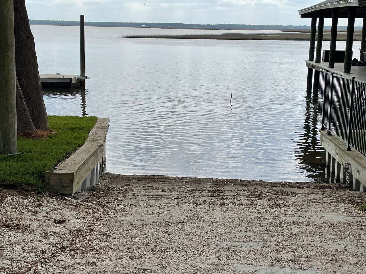 Destination Sunset – Private Waterfront RV Site, Boat Ramp & Dock