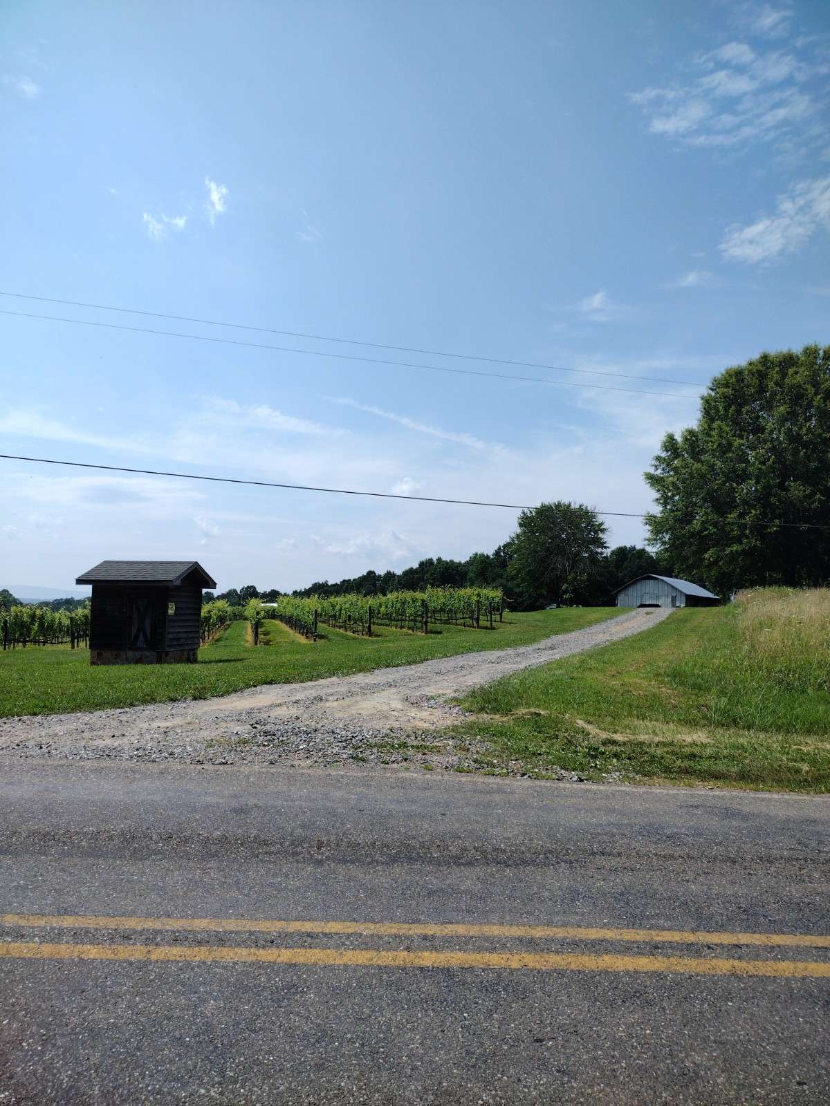 Entrance from Stony Knoll Rd by the well house