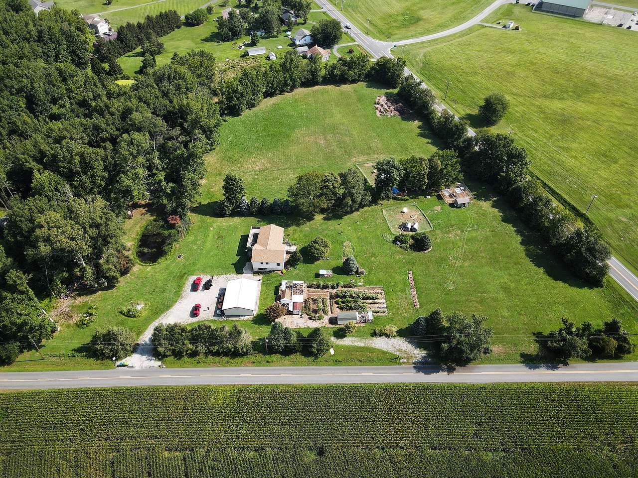 Huck and Buck Farm Sanctuary