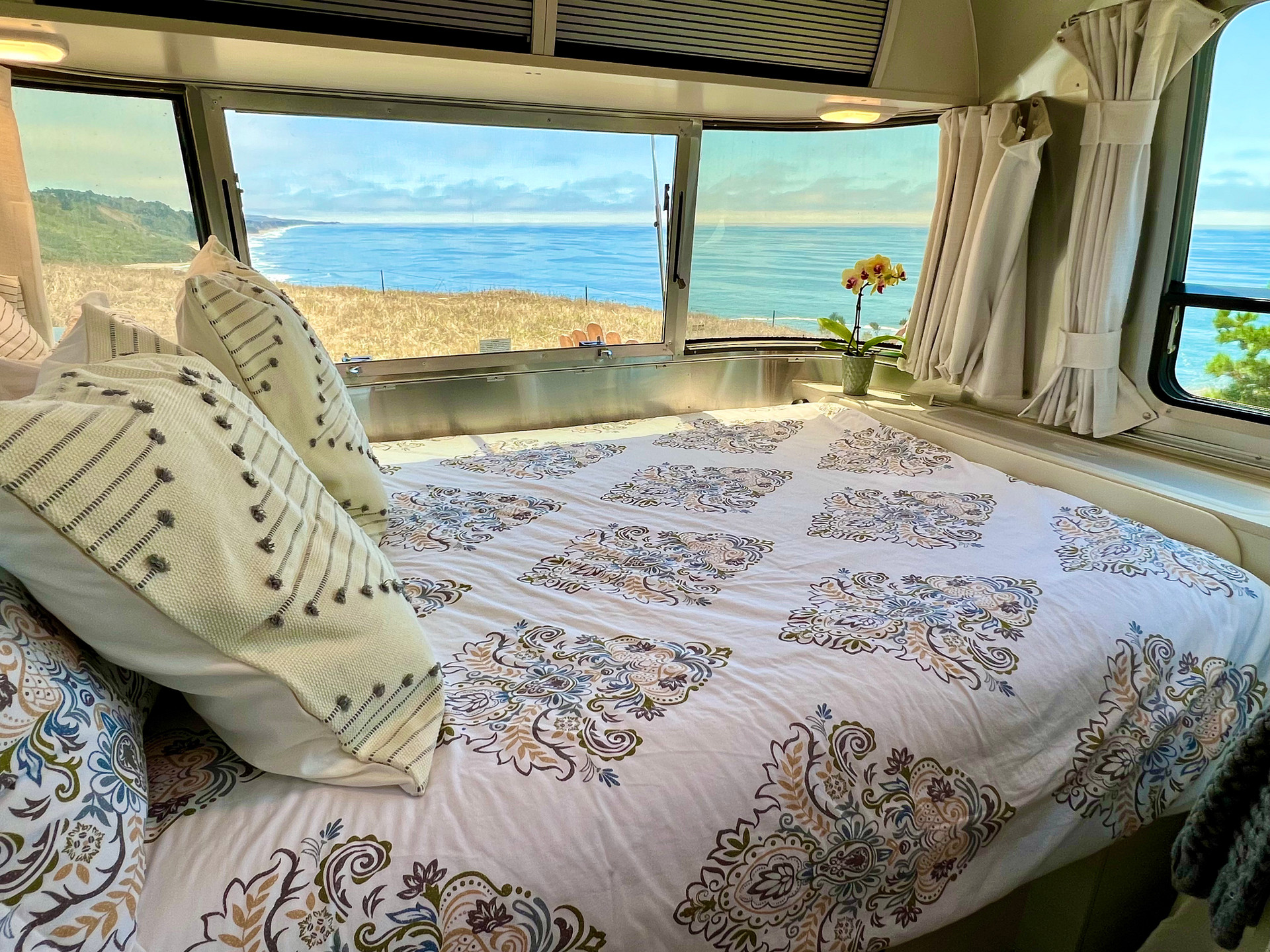 Tunitas Beach Overlook - Airstream