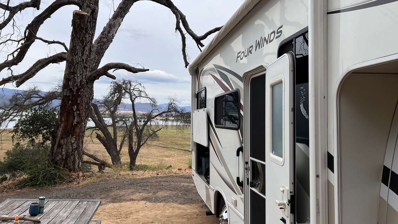 Hideout Mountain Lodge