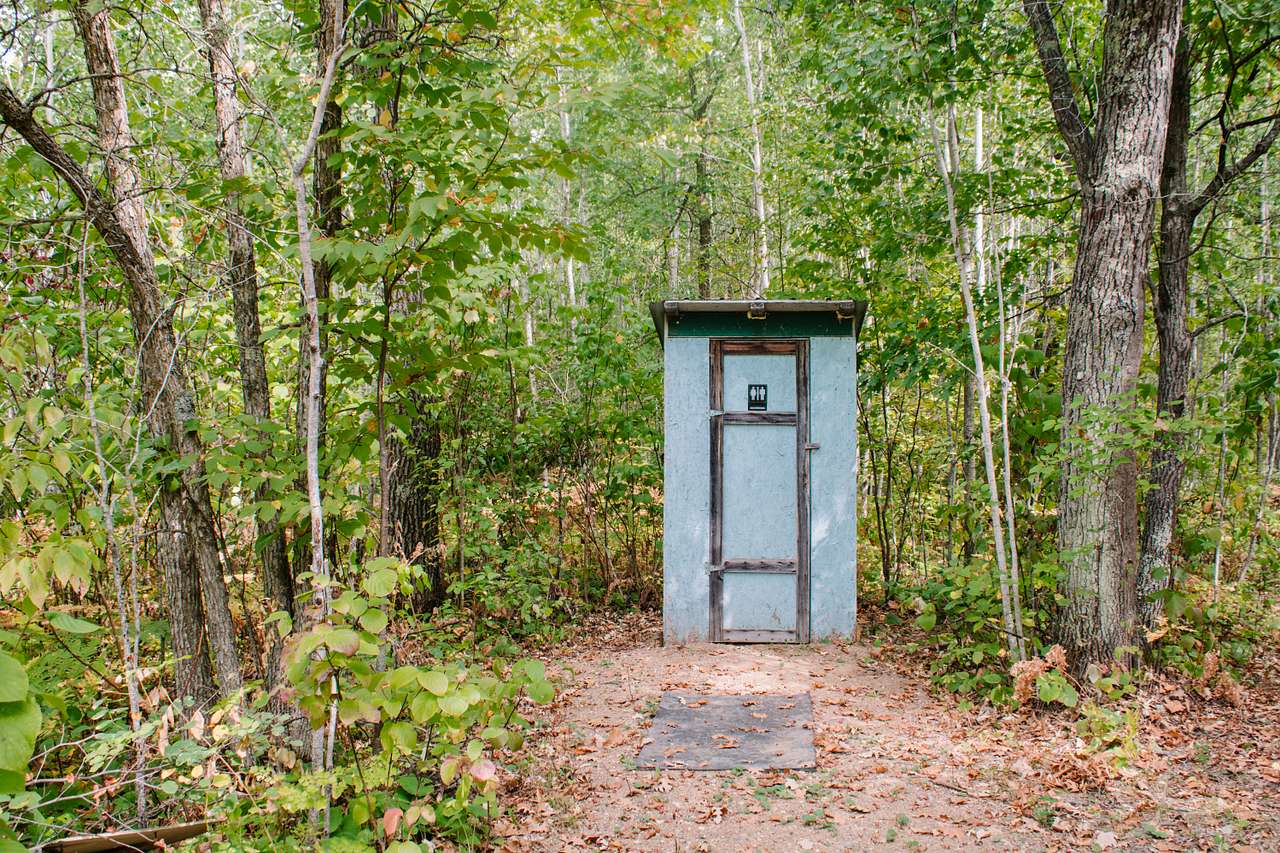 Outhouse 