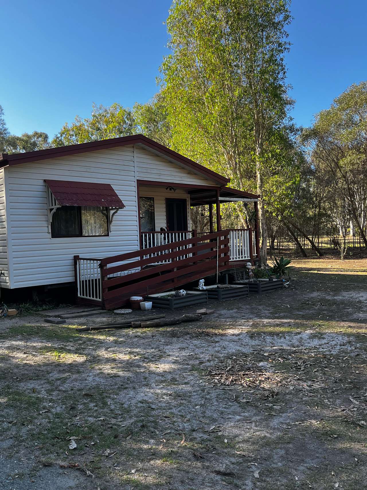 Dude Ranch Beachmere