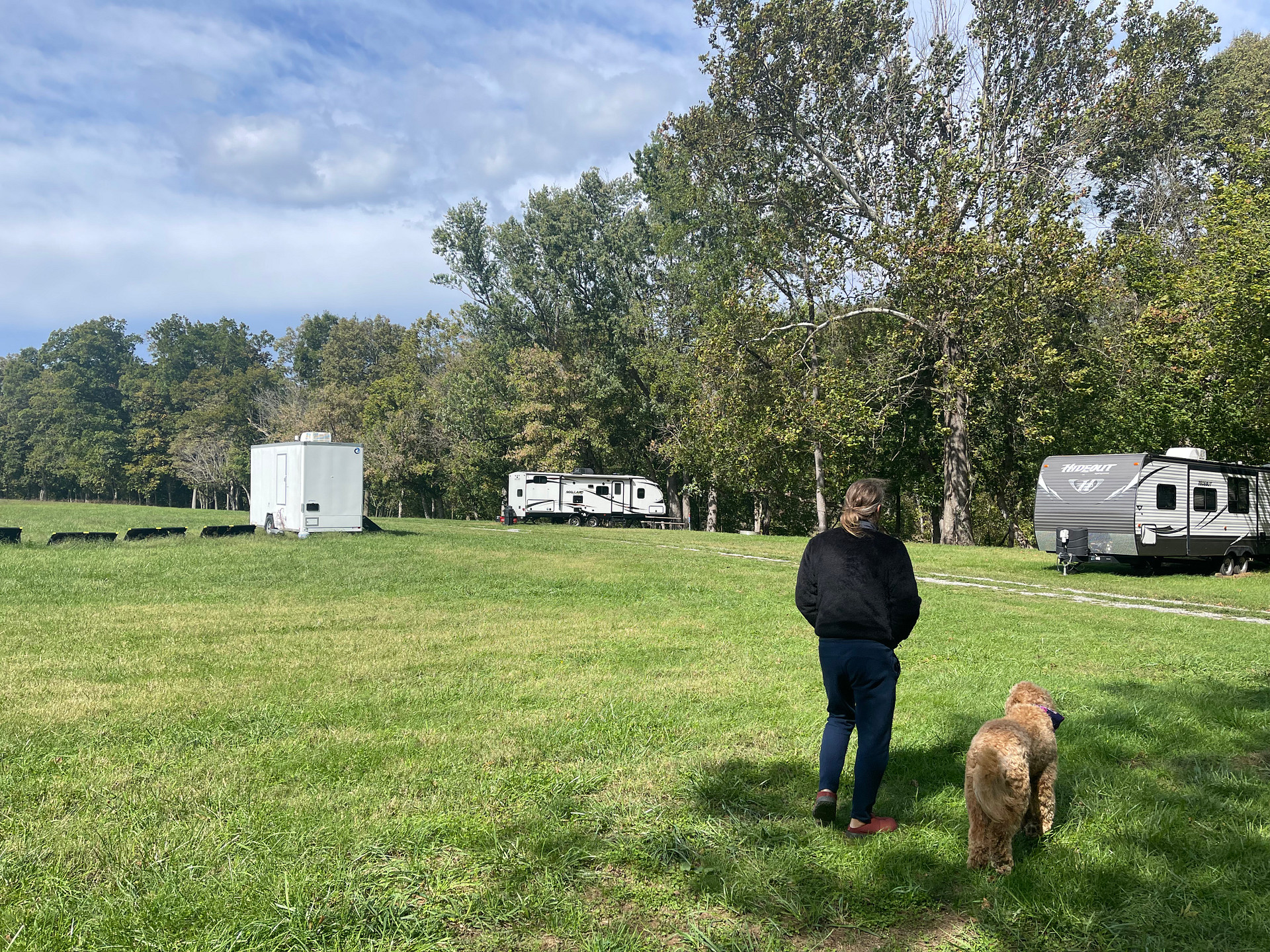 Bathroom trailer on left. Travel trailers were not occupied on on stay. 