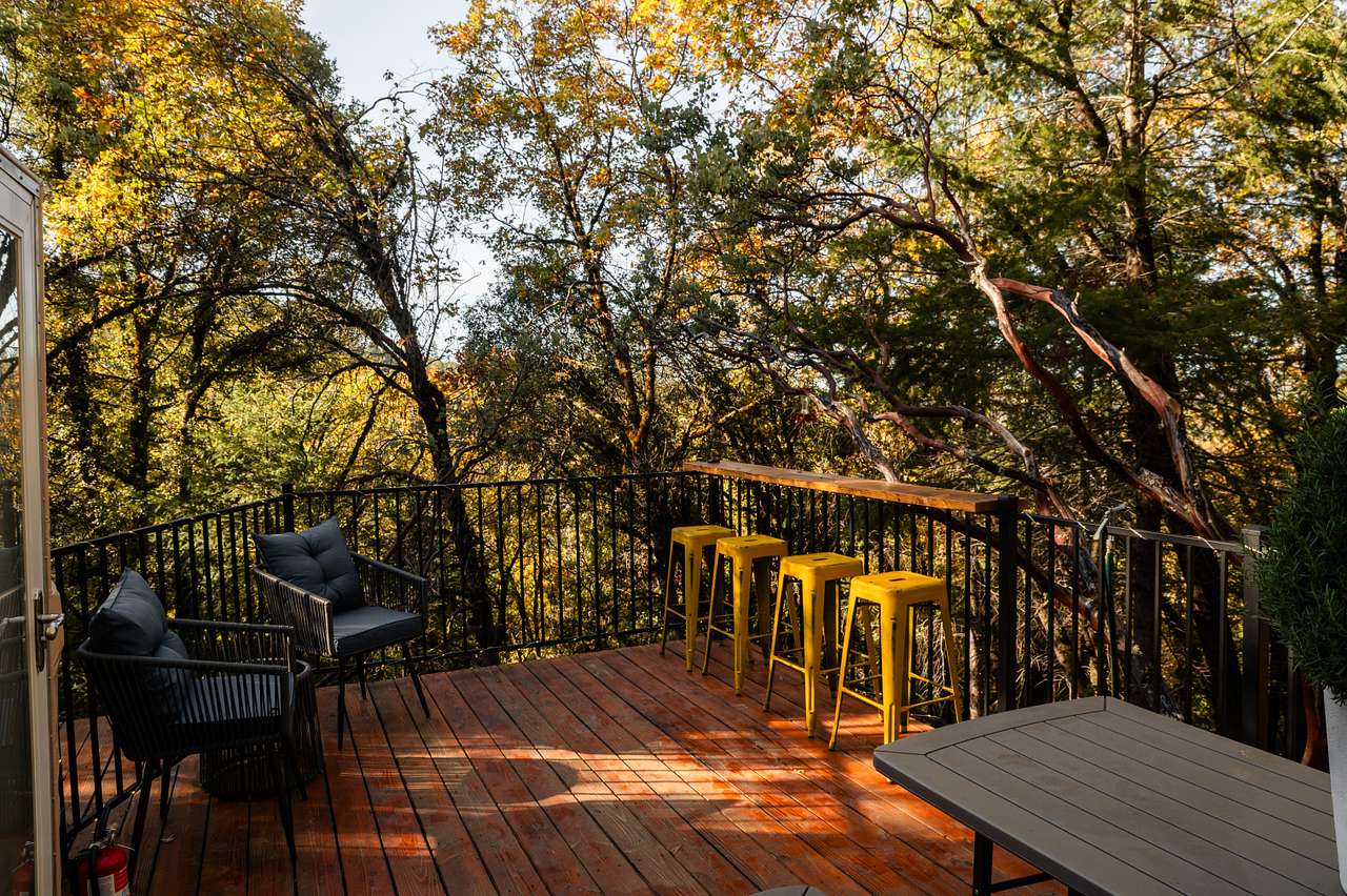 outdoor patio with lots of seating