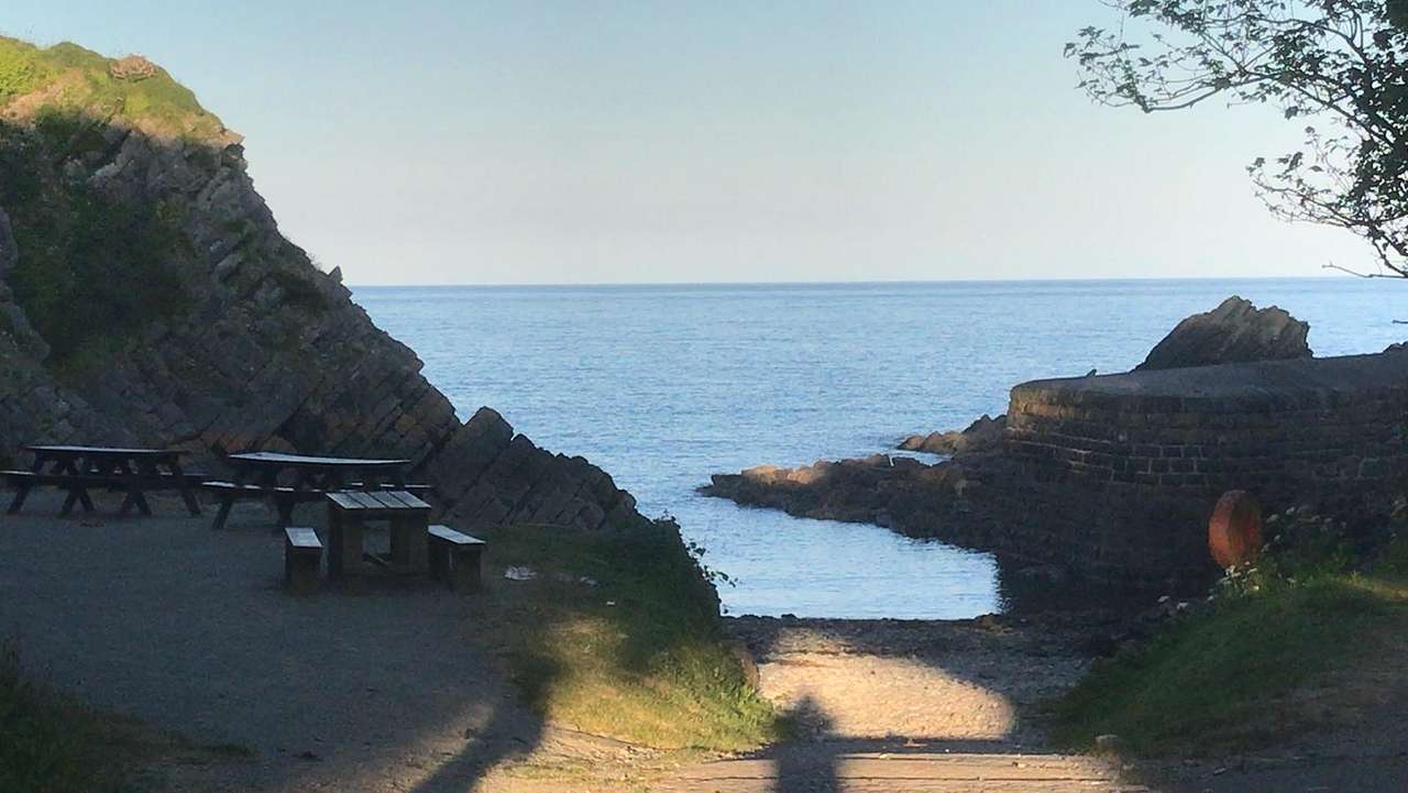 Glan Y Mor Camping