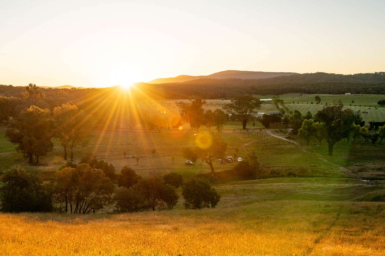 Beautiful sunset spot walking distance from the campsites!