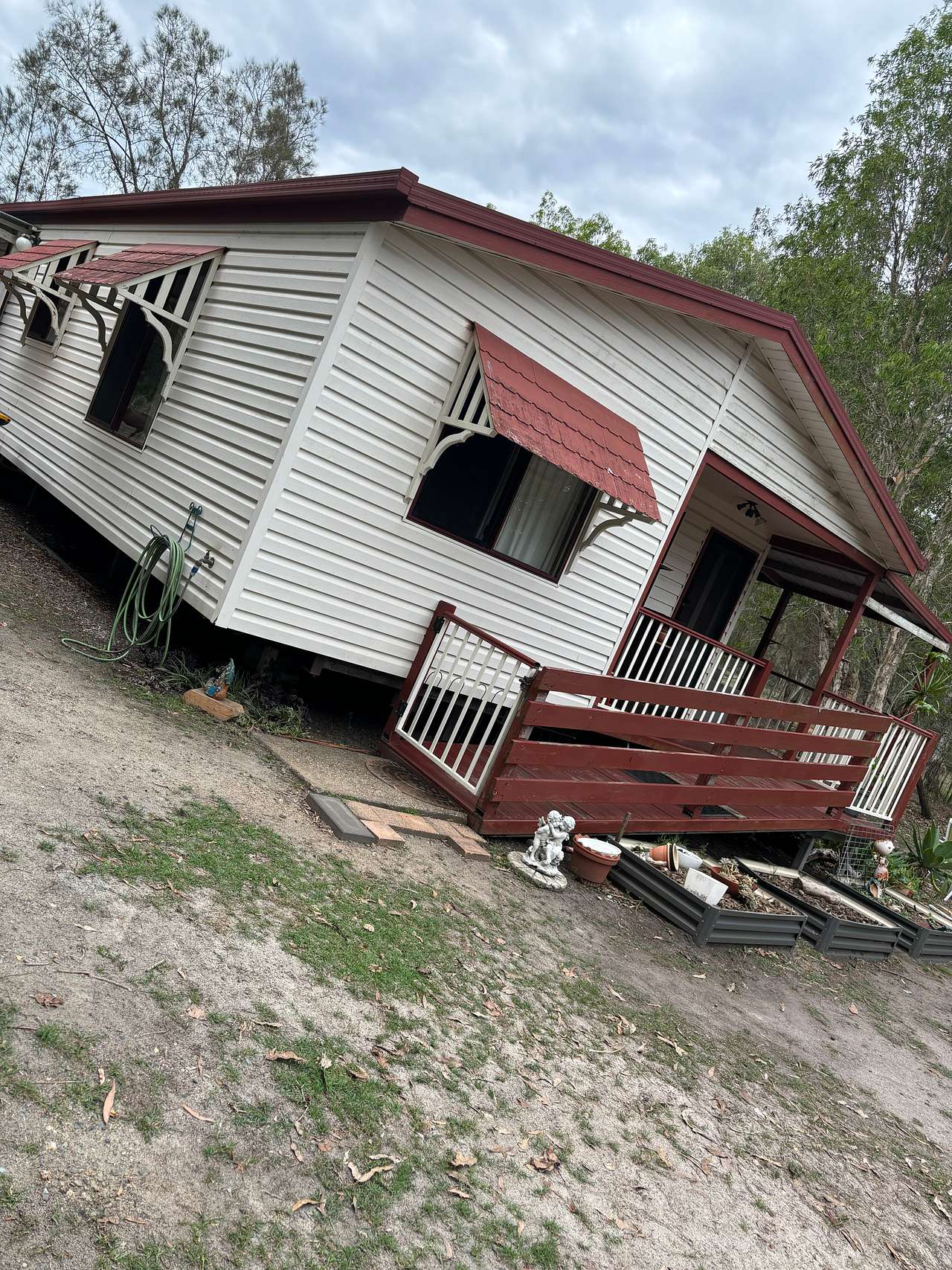 Dude Ranch Beachmere