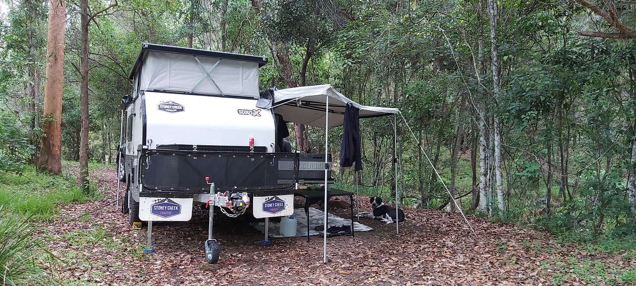 Very shady camp right on the creek 