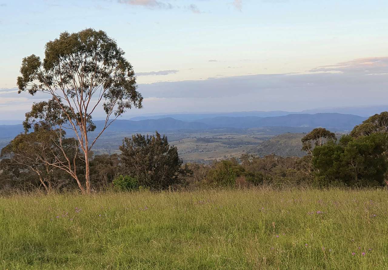 Flat Top Farm - Camping on the hilltop