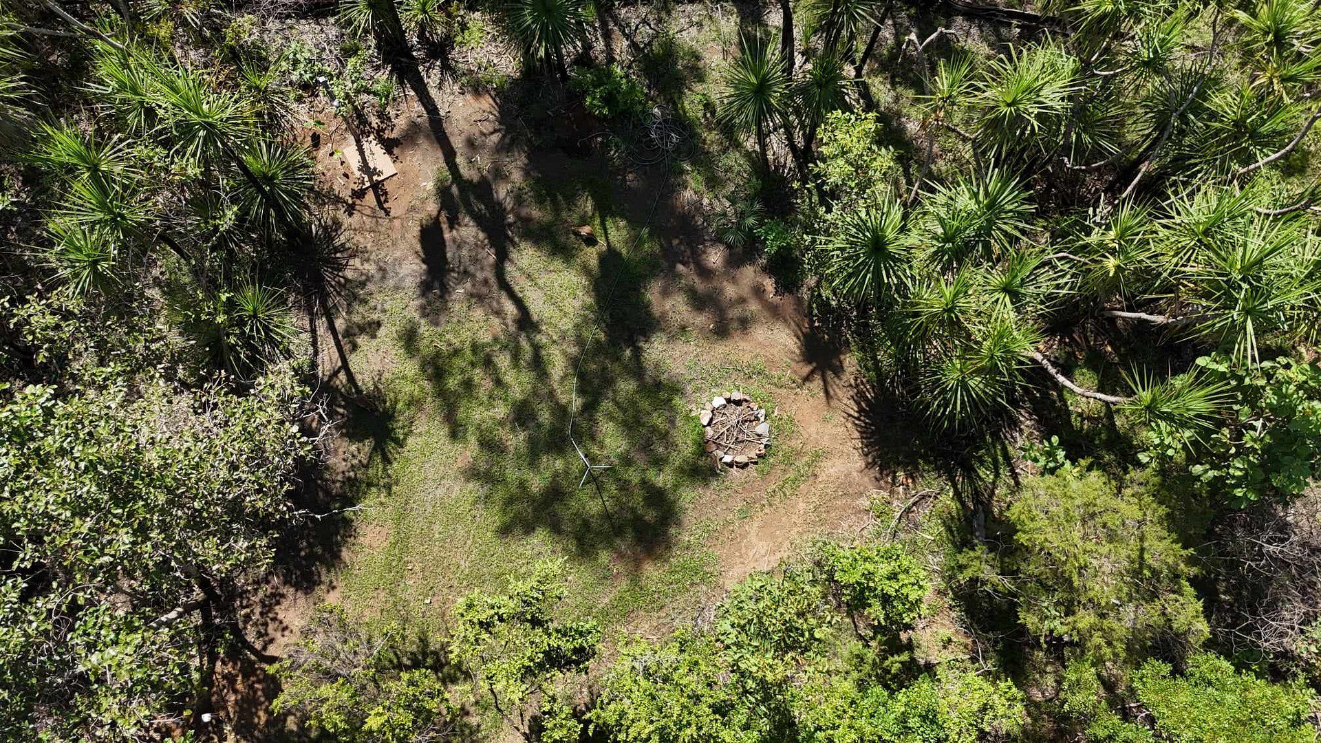 Middle Camp & Stay- BERRY SPRINGS