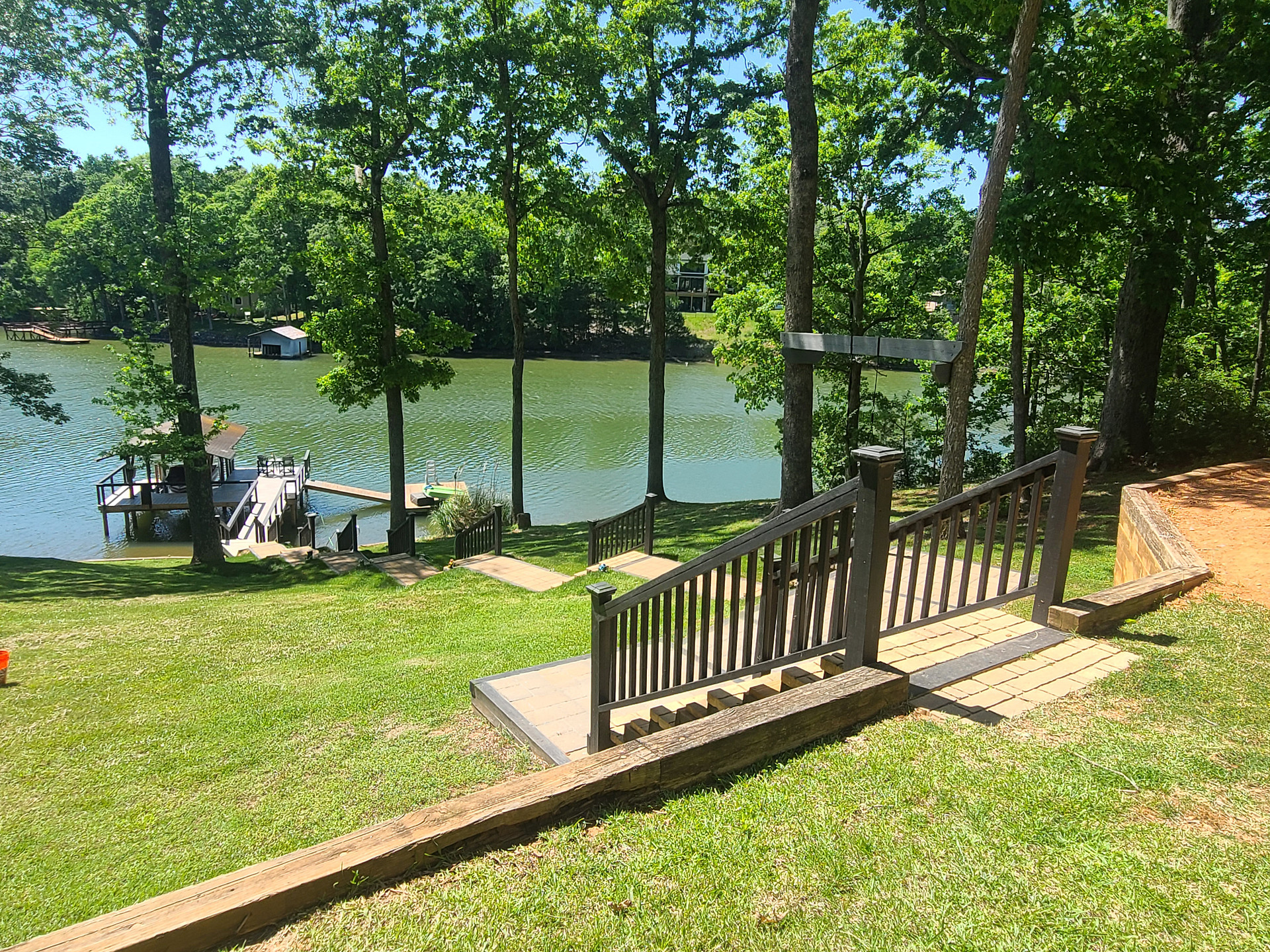Peaceful RV Camping W Lake Access