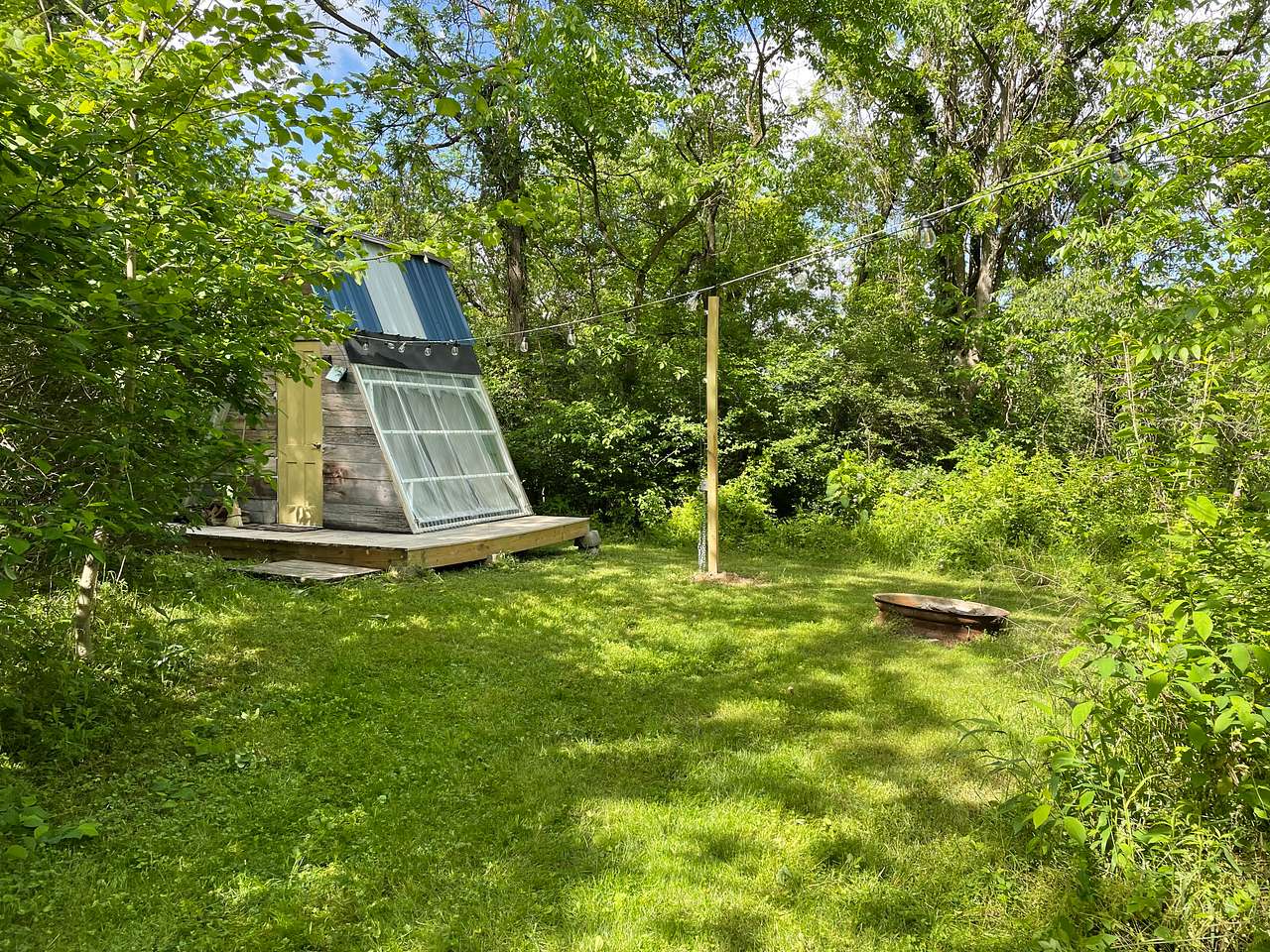 Birdhouse Farm Camp And Cabin