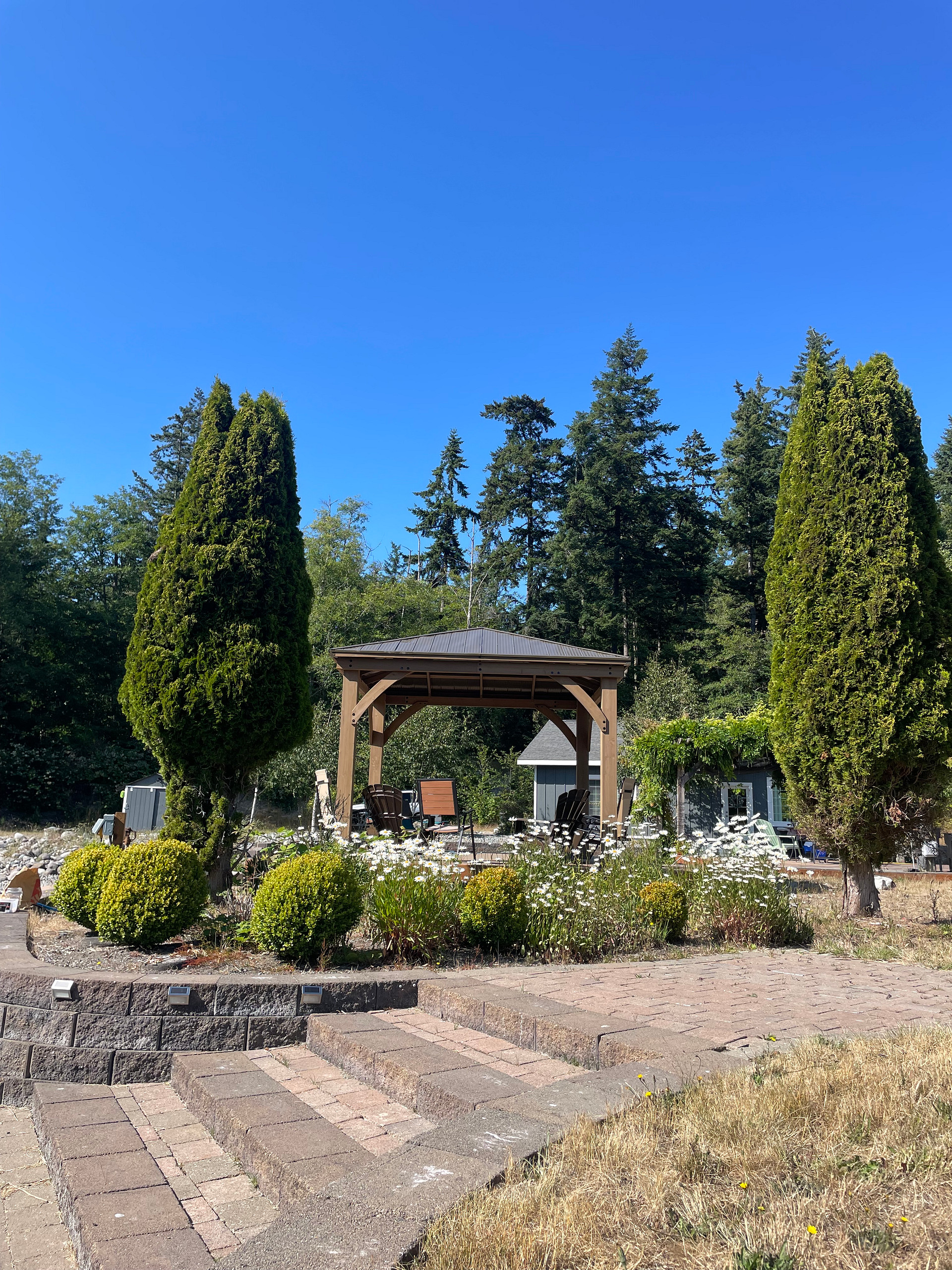 Gazebo to lounge next to RV site