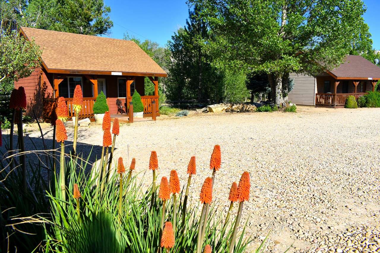Farm Cabins Zion & Bryce!! Pool...