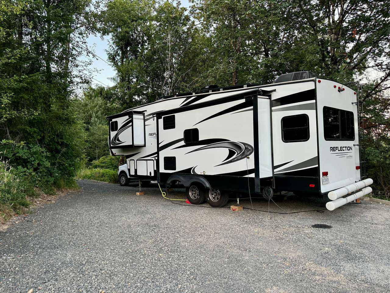 WOODED CAMPERS DELIGHT