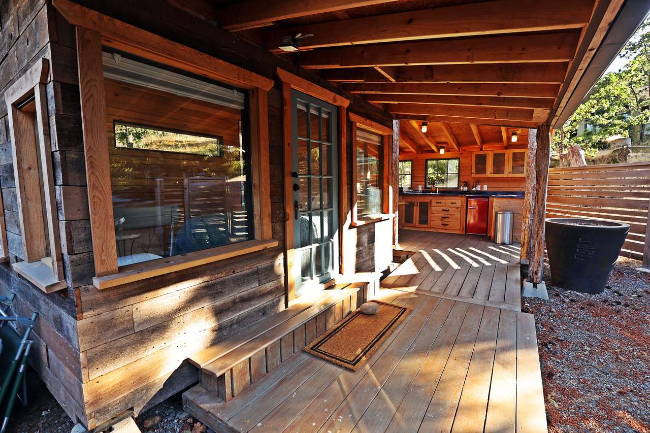 Camas Creek Retreat