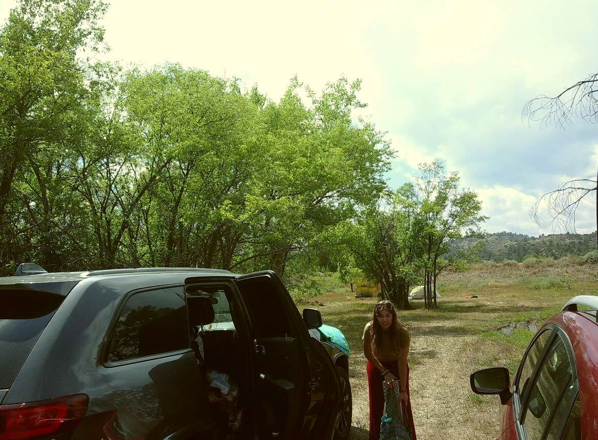 Apple Valley Camping -RVs and vans
