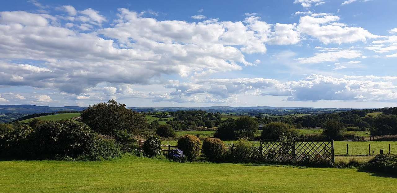 Penuwch Inn Caravan And Camping