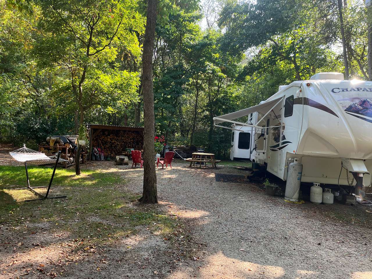 Camper On 11 Acres