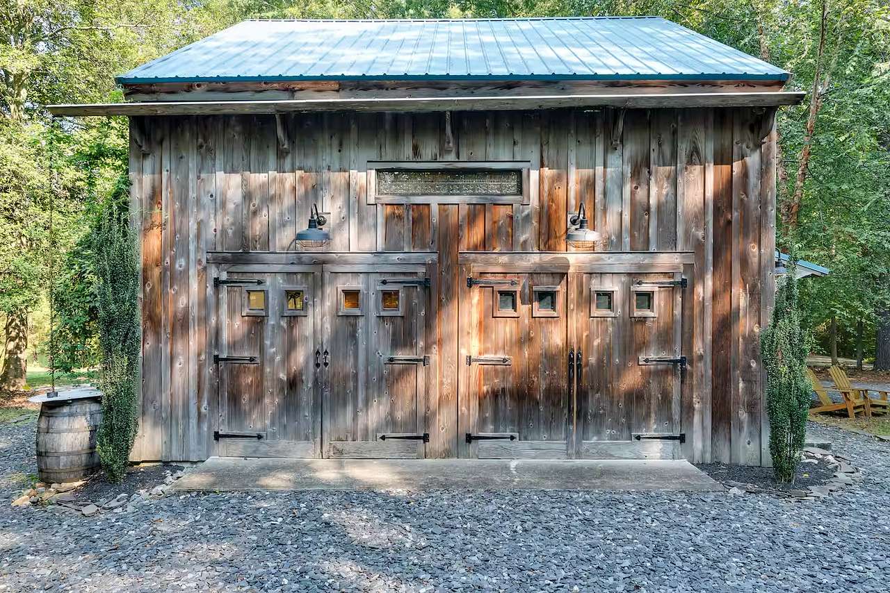 Refined Rural Retreat