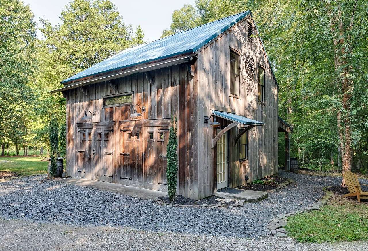 Refined Rural Retreat