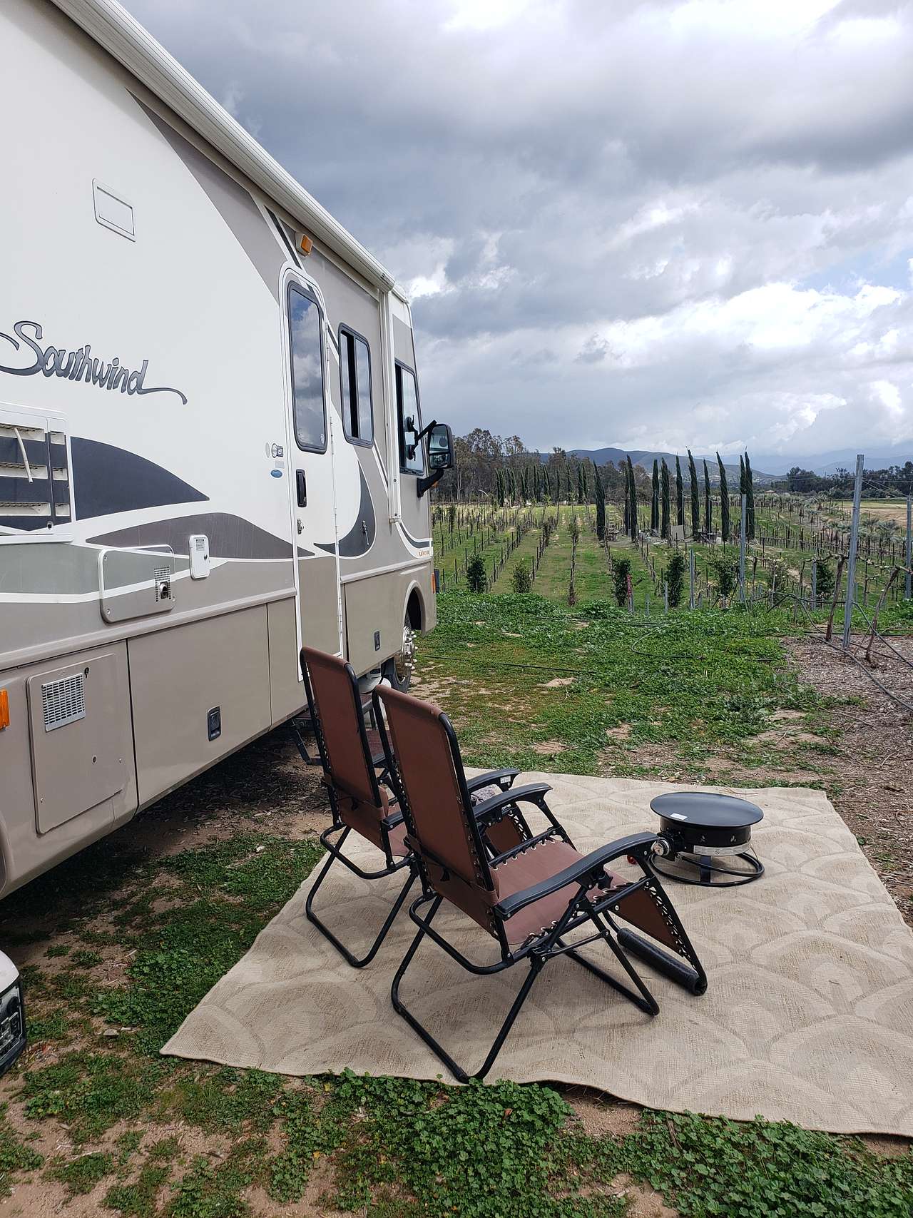 Dos Fernandos' Hideaway RV vineyard