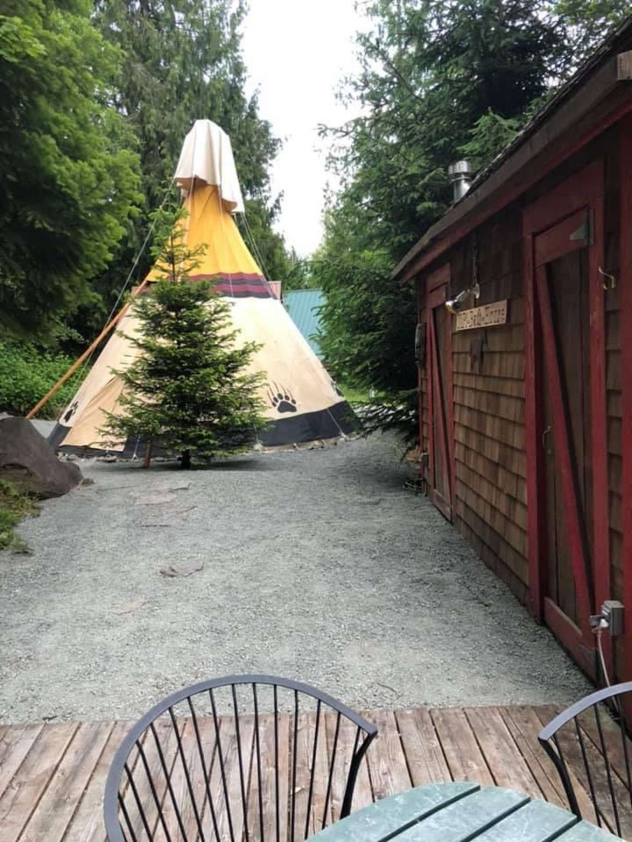 Tatoosh Tipi- BathHouse, Hot Tub