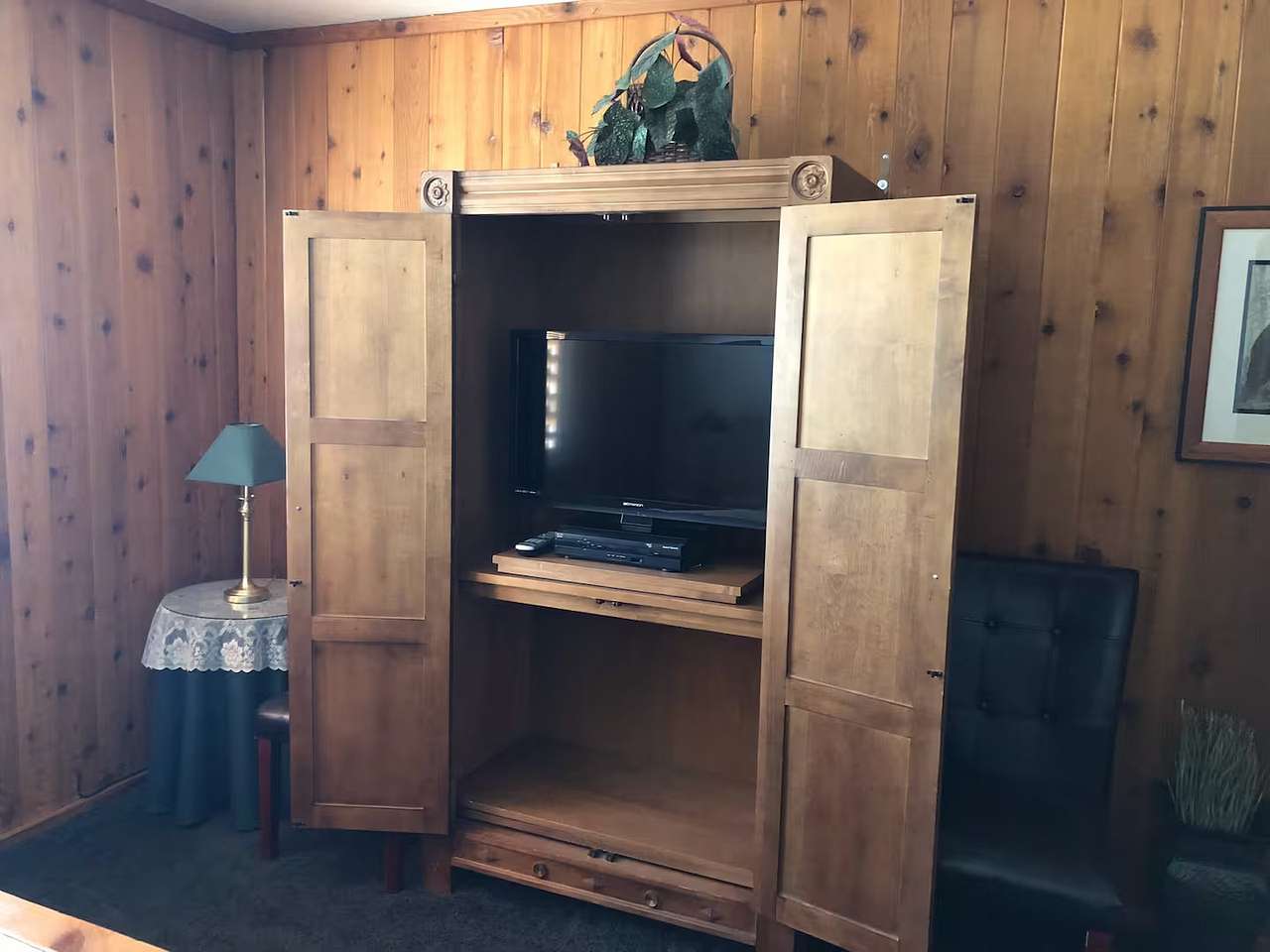 4bd/3ba Home Away Home-Sleeps 10