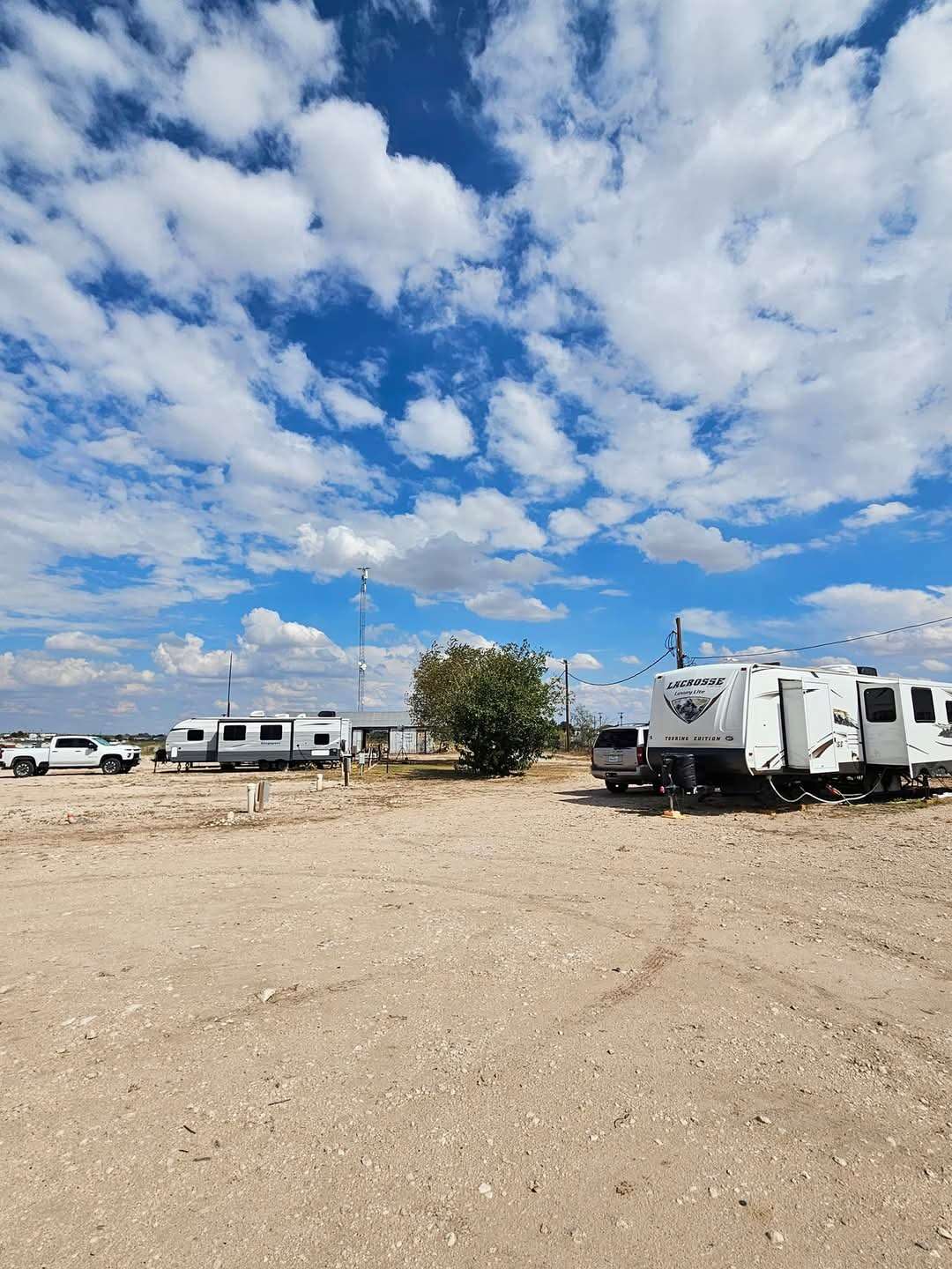 Gettin' HItched RV Park